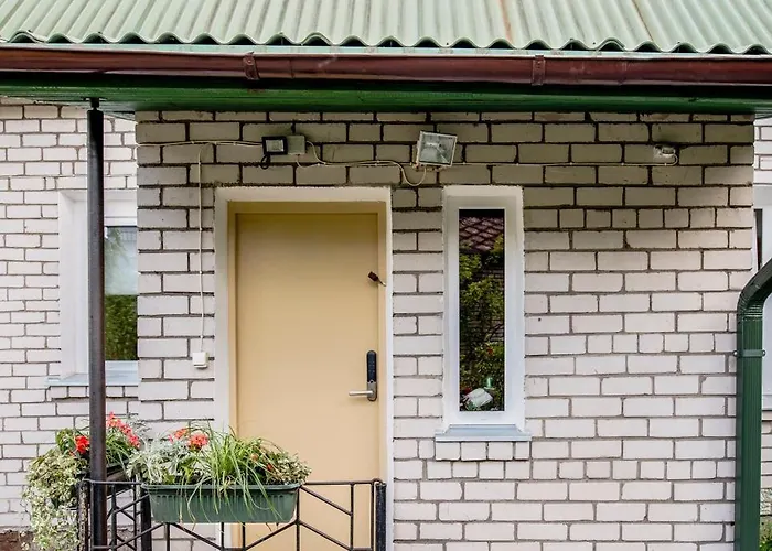 Private 120m2 House With 1000m2 Garden For 8 Guests *