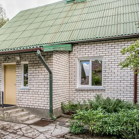 Private 120m2 House With 1000m2 Garden For 8 Guests Ferienhaus Riga