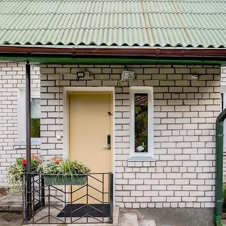 Private 120m2 House With 1000m2 Garden For 8 Guests *
