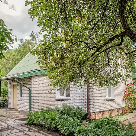 Private 120m2 House With 1000m2 Garden For 8 Guests *