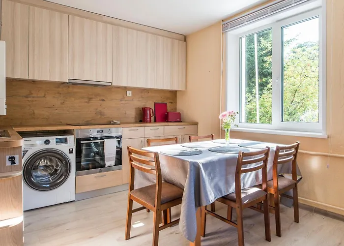 Private 120m2 House With 1000m2 Garden For 8 Guests * Riga