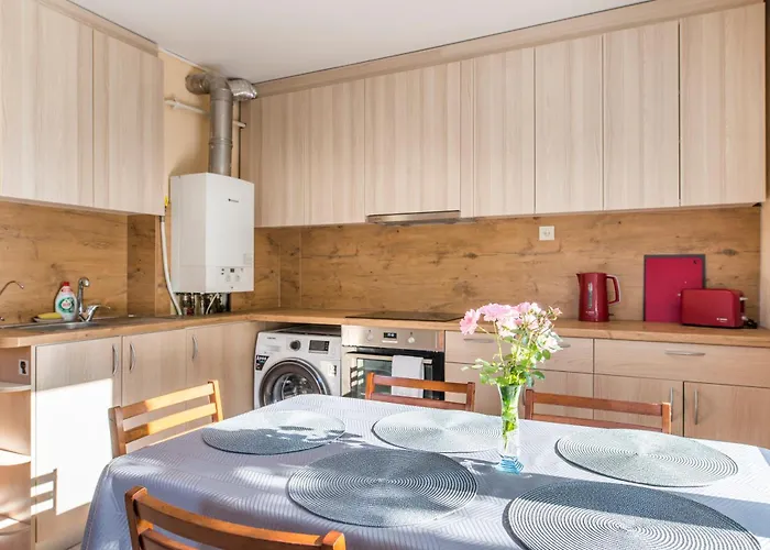 Private 120m2 House With 1000m2 Garden For 8 Guests Holiday home