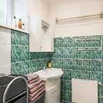 Private 120m2 House With 1000m2 Garden For 8 Guests 度假居