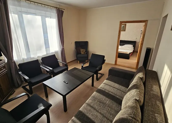 Private 120m2 House With 1000m2 Garden For 8 Guests